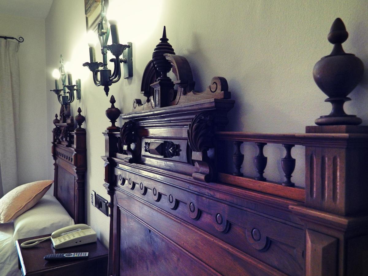 Posada De Gaspar ราบานาล เดล กามิโน ภายนอก รูปภาพ